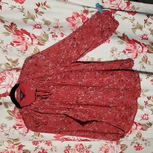 Simply Vera Vera Wang Red Floral Blouse